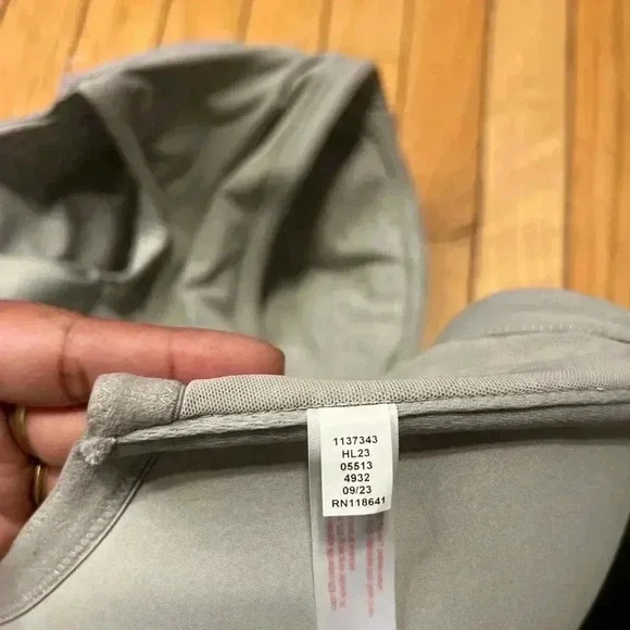 cacique bra Size 42H Gray Padded Gold Latch Lightly Lined T-shirt - Picture 6 of 8